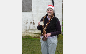 5f38d3598c403_Ramsgate2008XmasFunShootwithherBronzeMedal.JPG